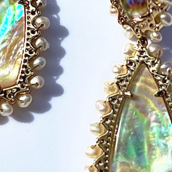 NWT Kendra Scott Beaded Camry Earrings - Picture 3 of 4